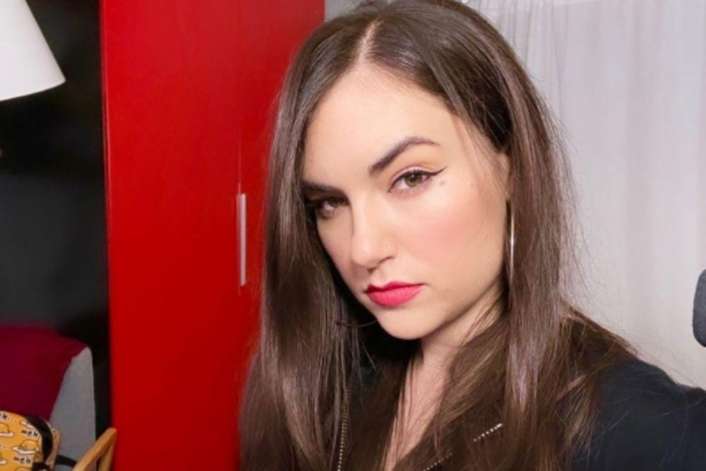 instagram.com/sashagrey