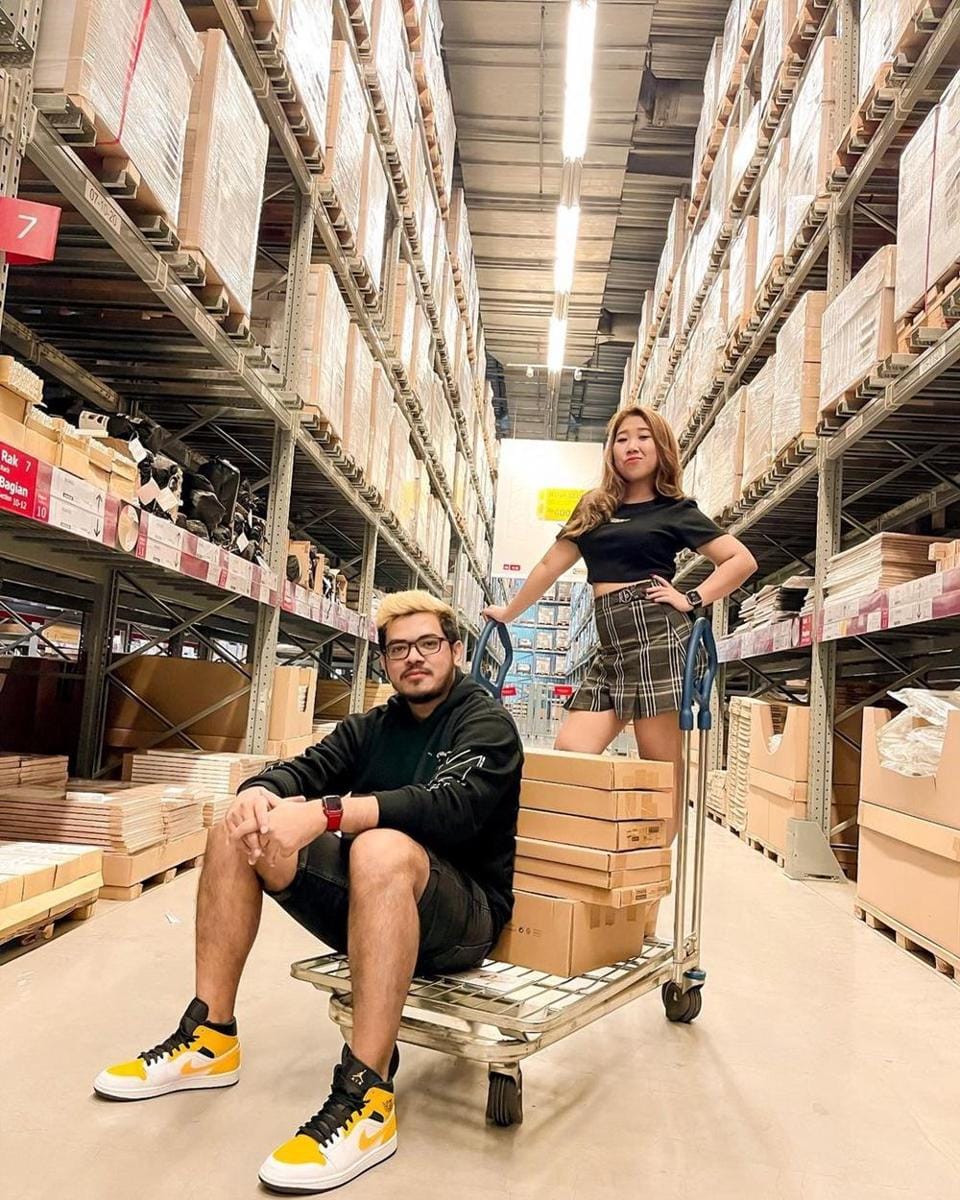 Instagram.com/kikysaputrii