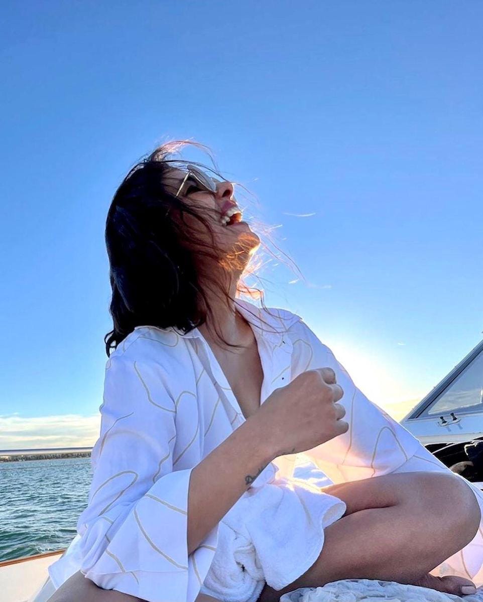 instagram.com/priyankachopra