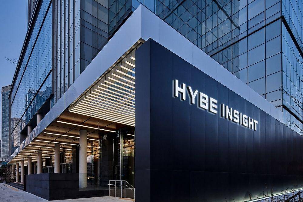 hybecorp.com