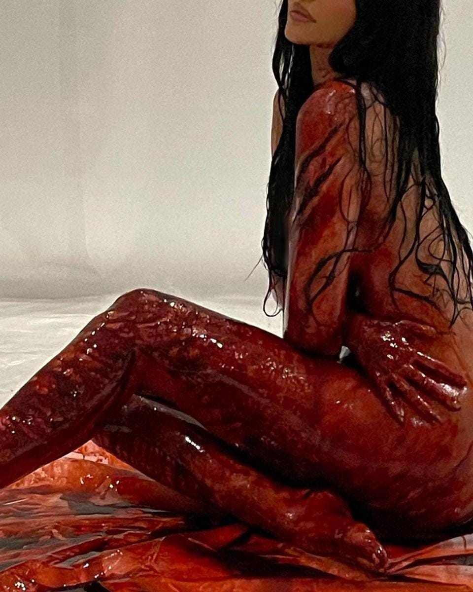 instagram.com/kyliejenner