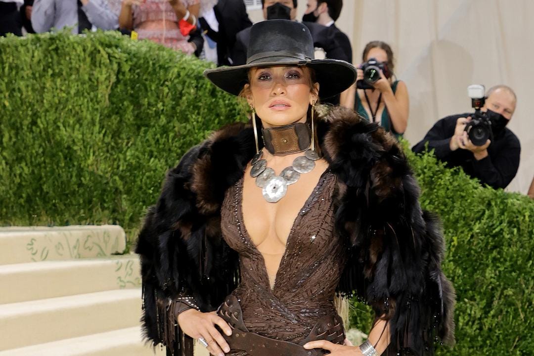 Deretan Artis Hollywood yang Makin Seksi dan Modis di Usia 50-an