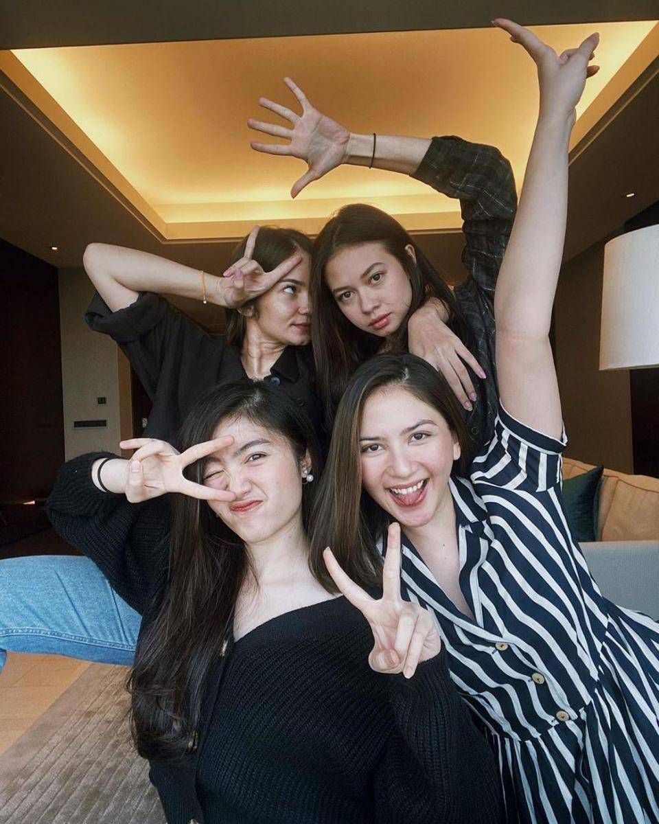 instagram.com/yukikato