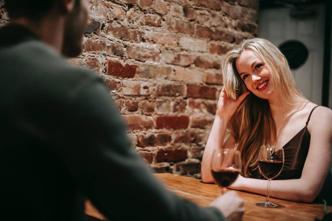 Pexels.com/Katerina Holmes