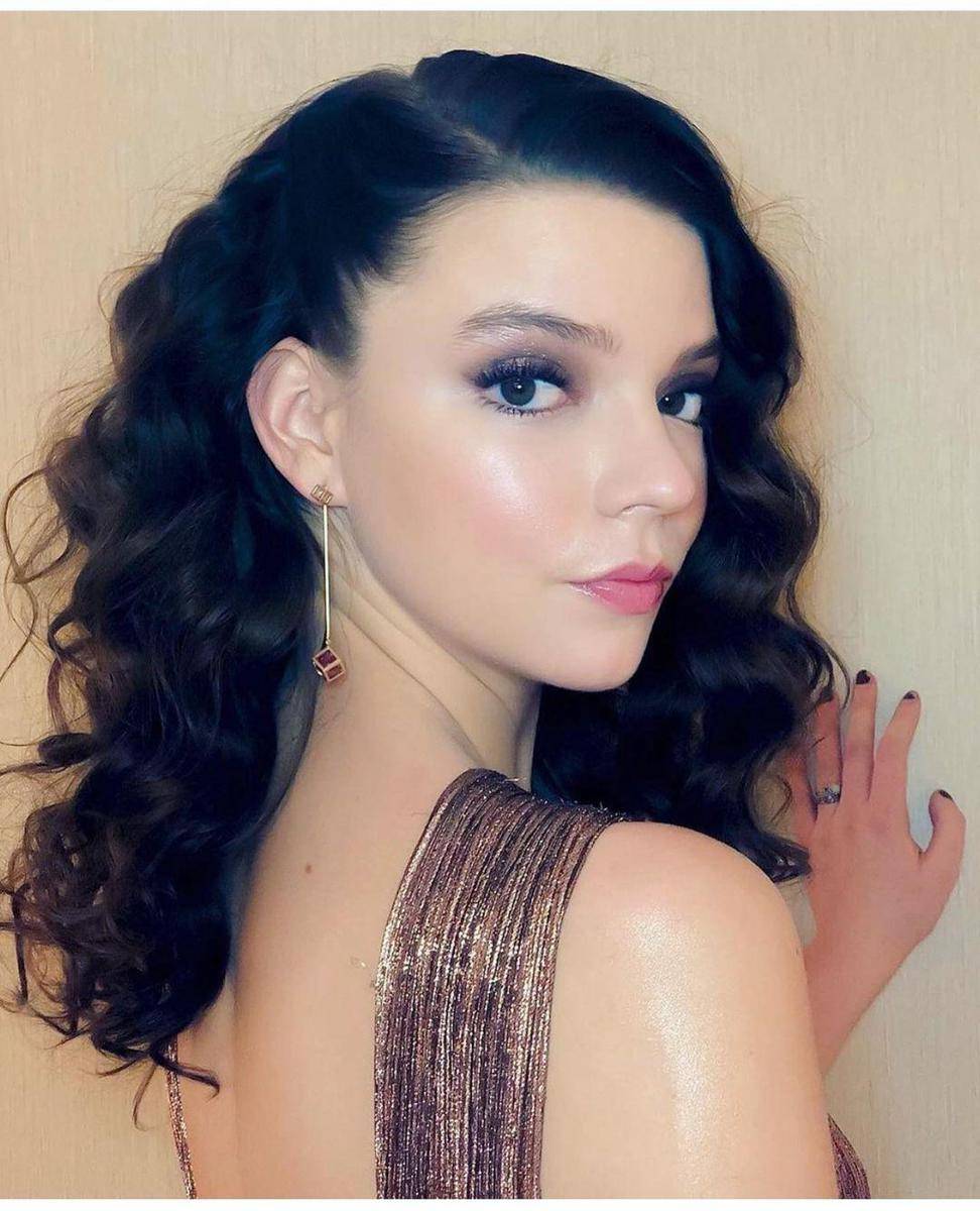 instagram.com/anyataylorjoy