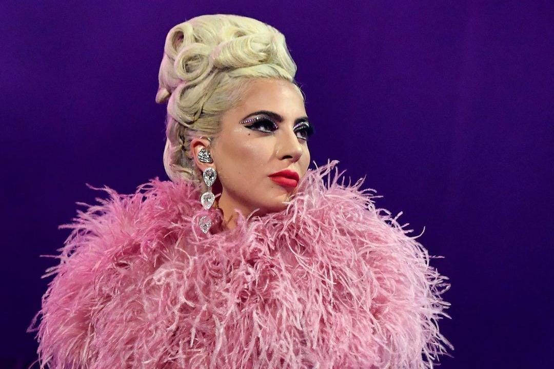 Potret Memukau Lady Gaga saat Tampil di Las Vegas, Gayanya Mahal!