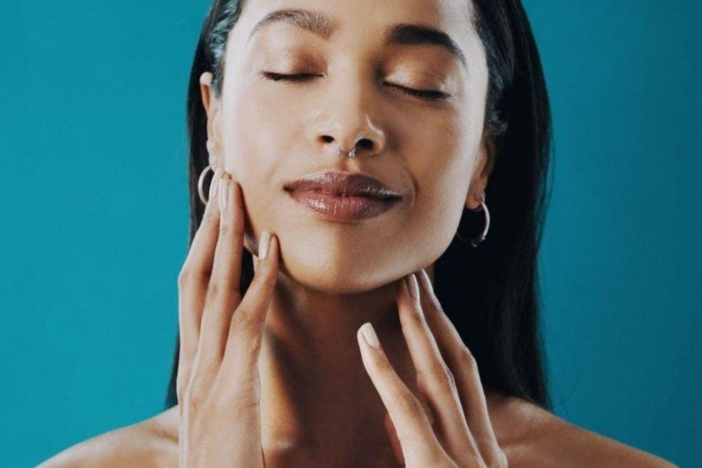 Manfaat Kulit Buah Naga Untuk Wajah/ dailyadvent.com