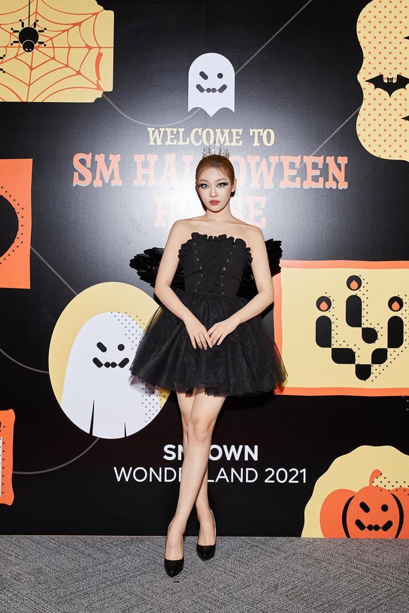 twitter.com/SMTOWNGLOBAL