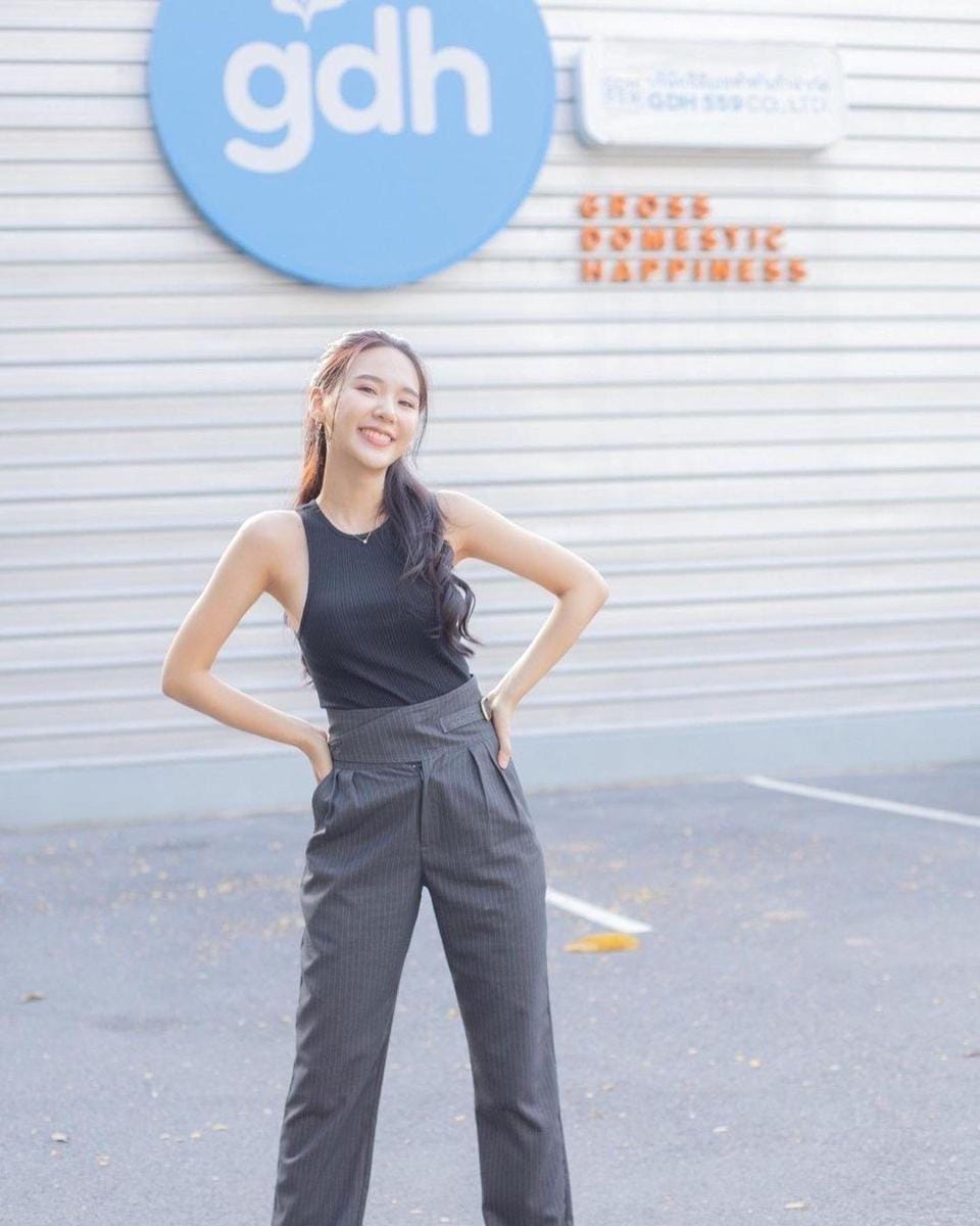 instagram.com/yadarilya