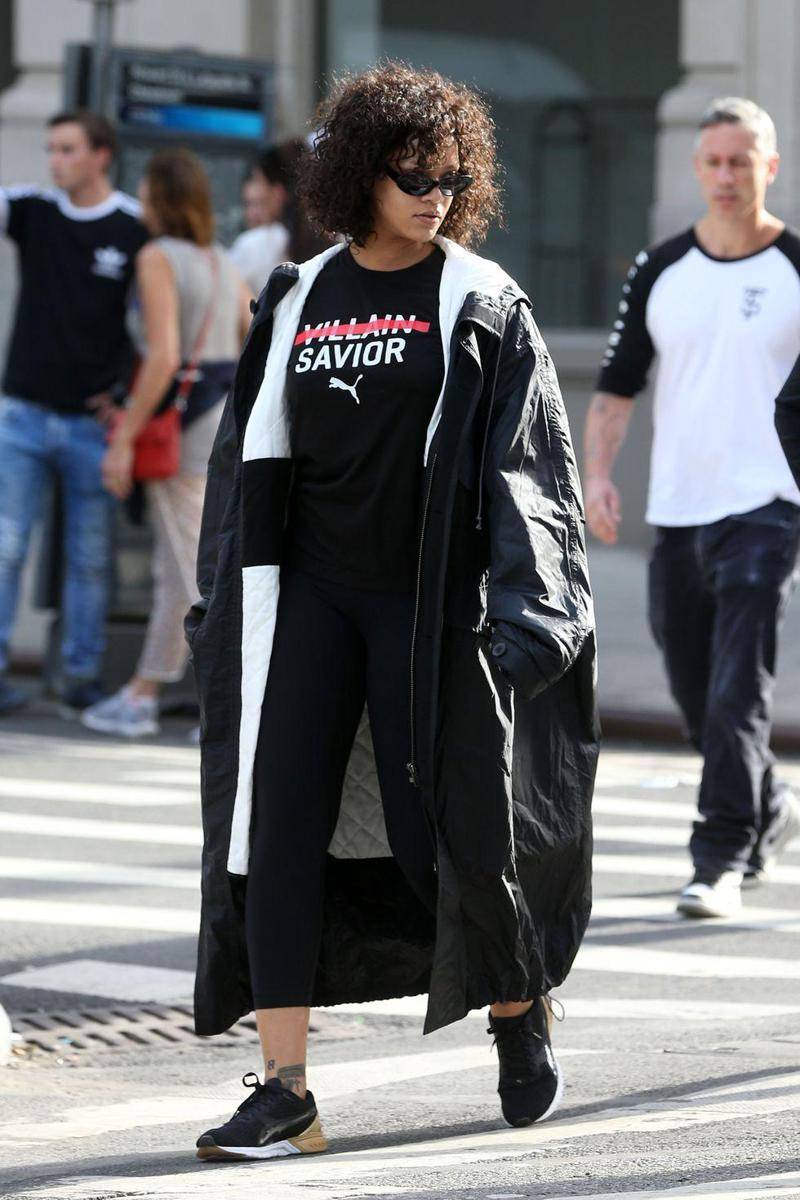 harpersbazaar.com