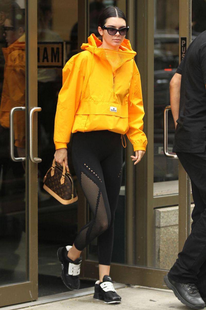 harpersbazaar.com