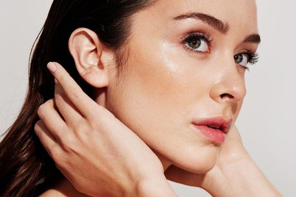 7 Rekomendasi Hybrid Sunscreen, Cocok untuk Semua Jenis Kulit