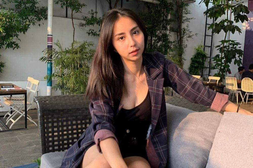 instagram.com/clairineclay