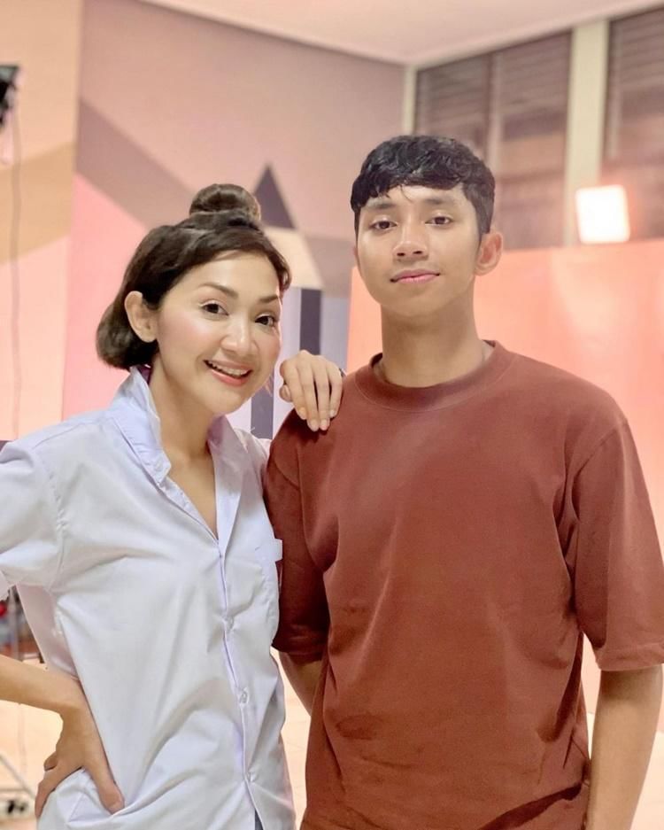 Instagram.com/windyario