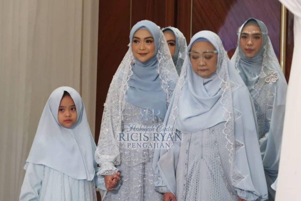 Instagram.com/officialmnctv