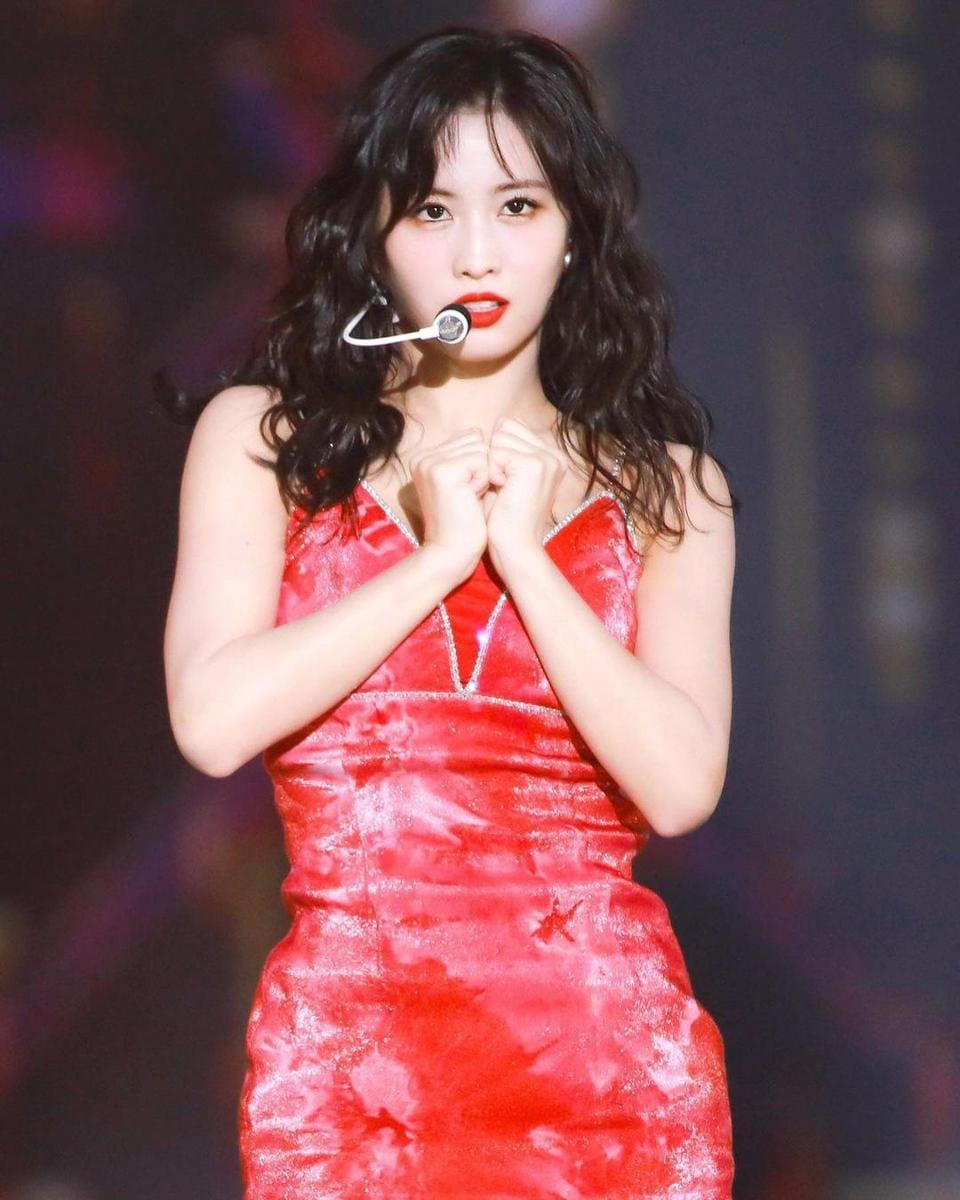 instagram.com/momojype