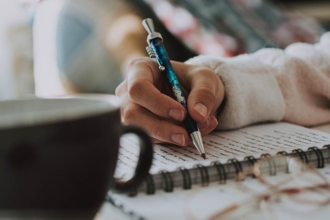 Unsplash.com/Lilartsy