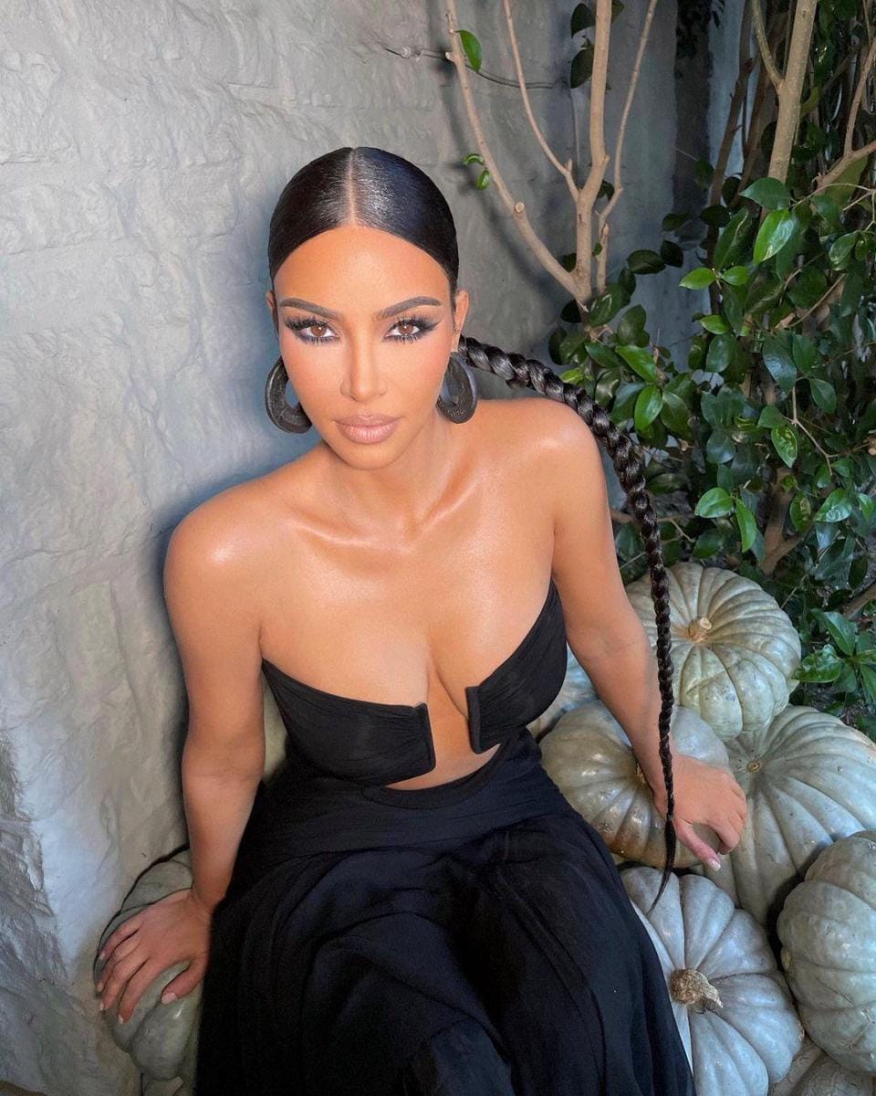 instagram.com/kimkardashian