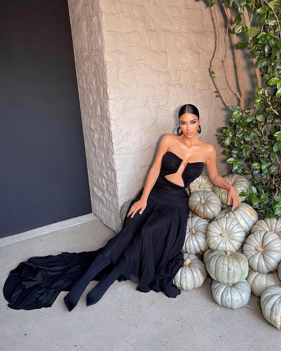 instagram.com/kimkardashian