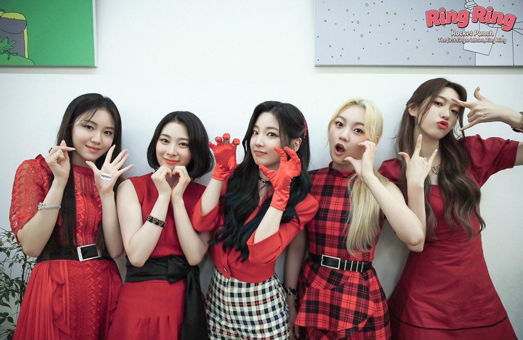 twitter.com/RocketPunch