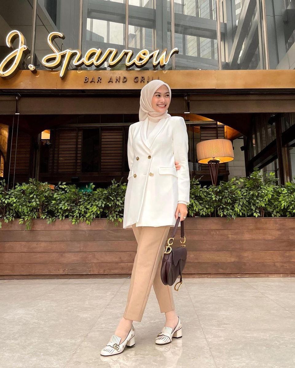 instagram.com/indahnadapuspita