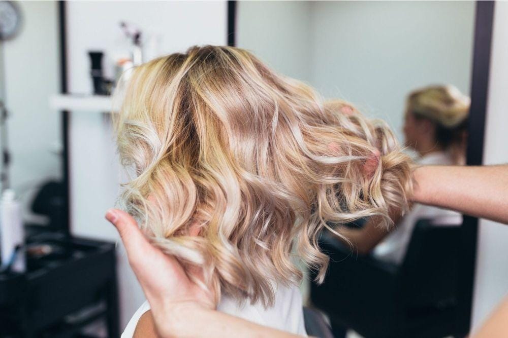 Cara Mengatasi Rambut Bercabang Tanpa Harus Dipotong, southernliving.com