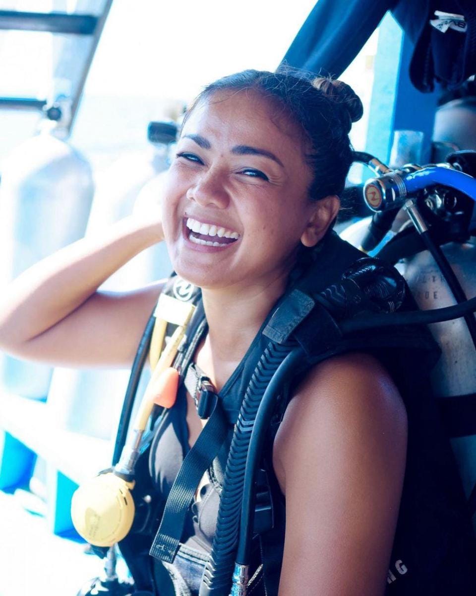 Instagram.com/nirinazubir_