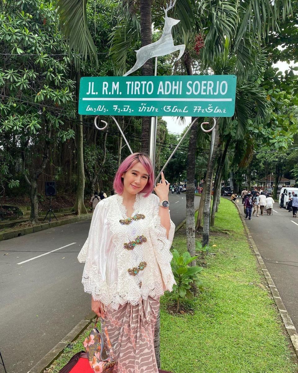 instagram.com/ardinarasti6