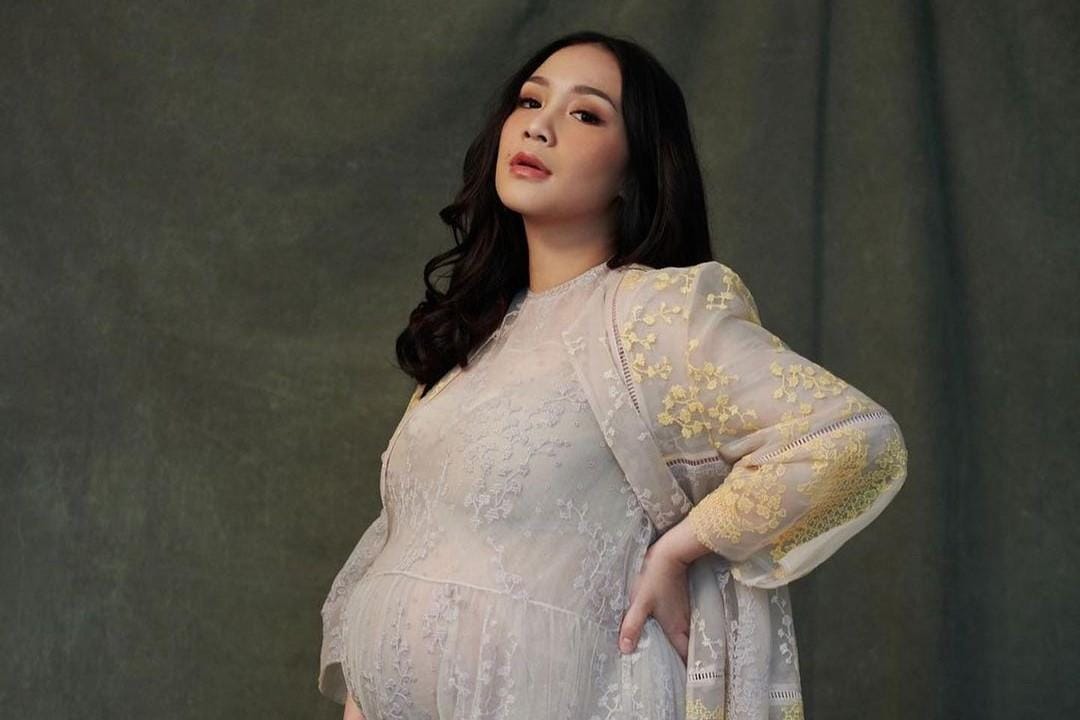 Jelang Melahirkan, Begini Gaya Mewah Nagita Slavina Pamer Baby Bump