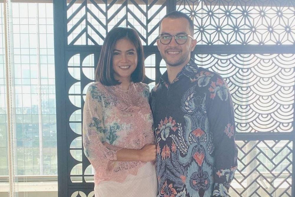 instagram.com/indahindriana