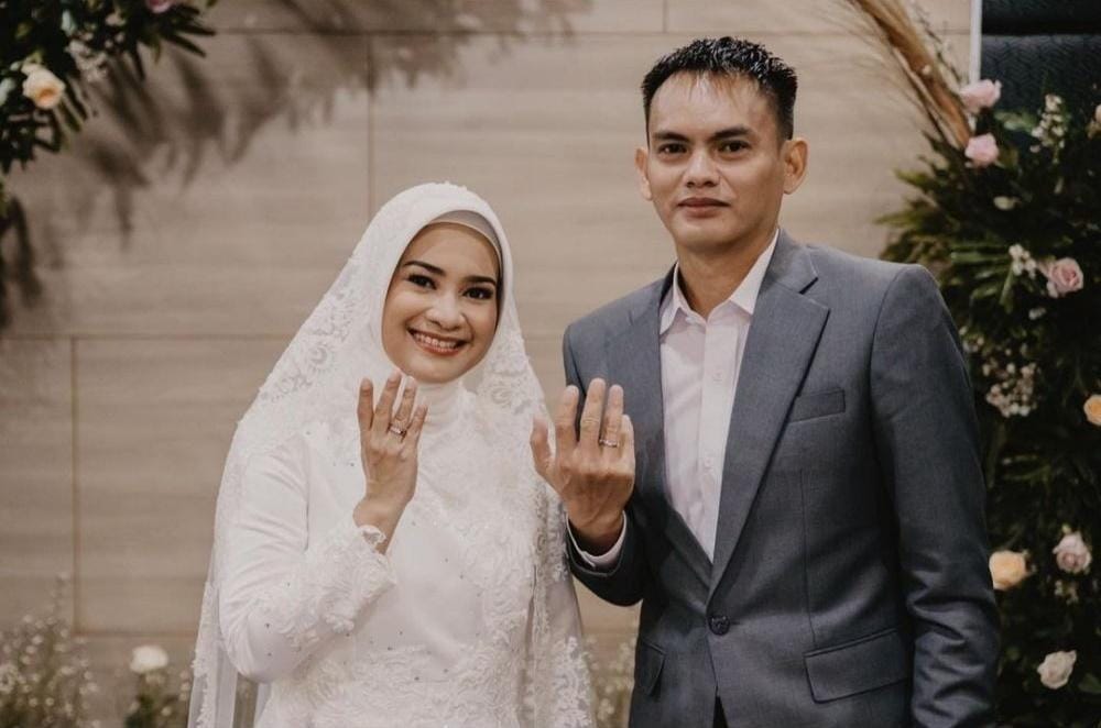 Instagram.com/ikkenurjanah0518