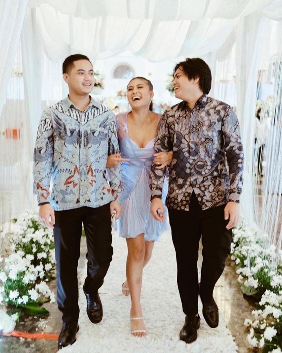 Instagram.com/awkarin