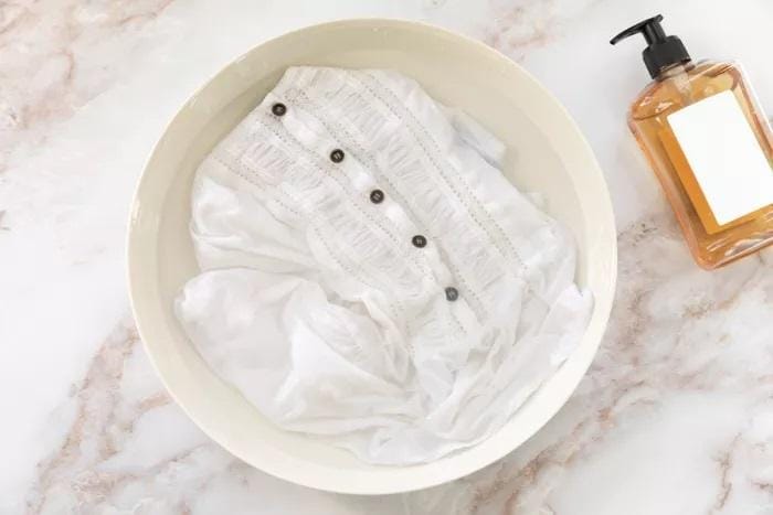 Cara Mencuci Baju Bahan Rayon Supaya Tidak Mengecil