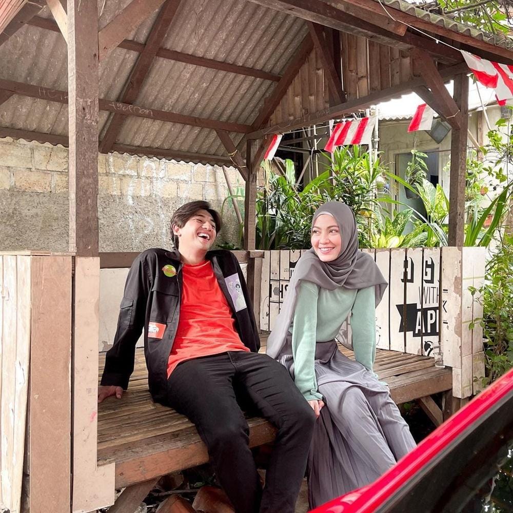 Instagram.com/harrisvriza