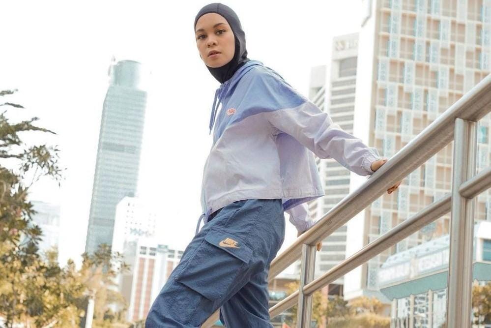 Tips Memilih Outfit Jogging untuk Perempuan Hijab