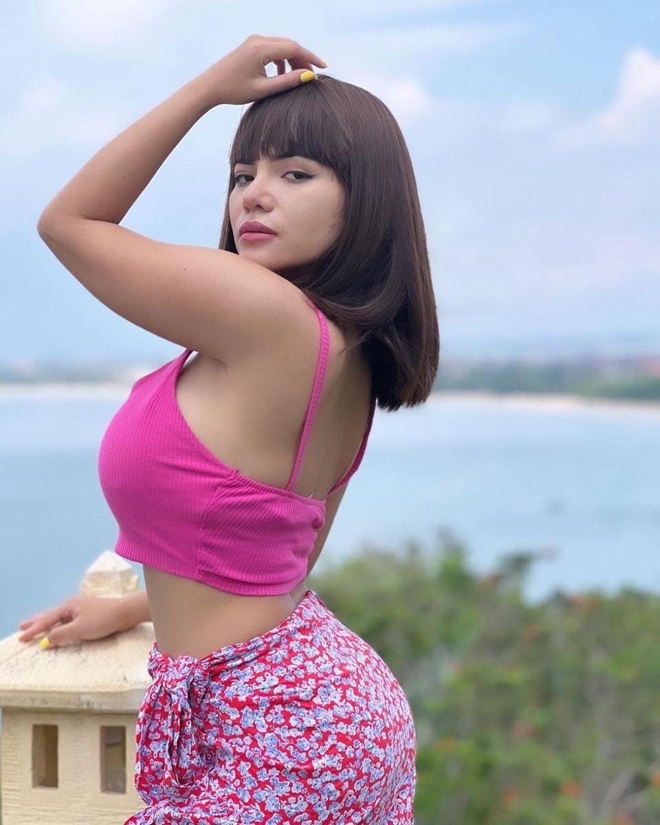 instagram.com/dinar_candy/