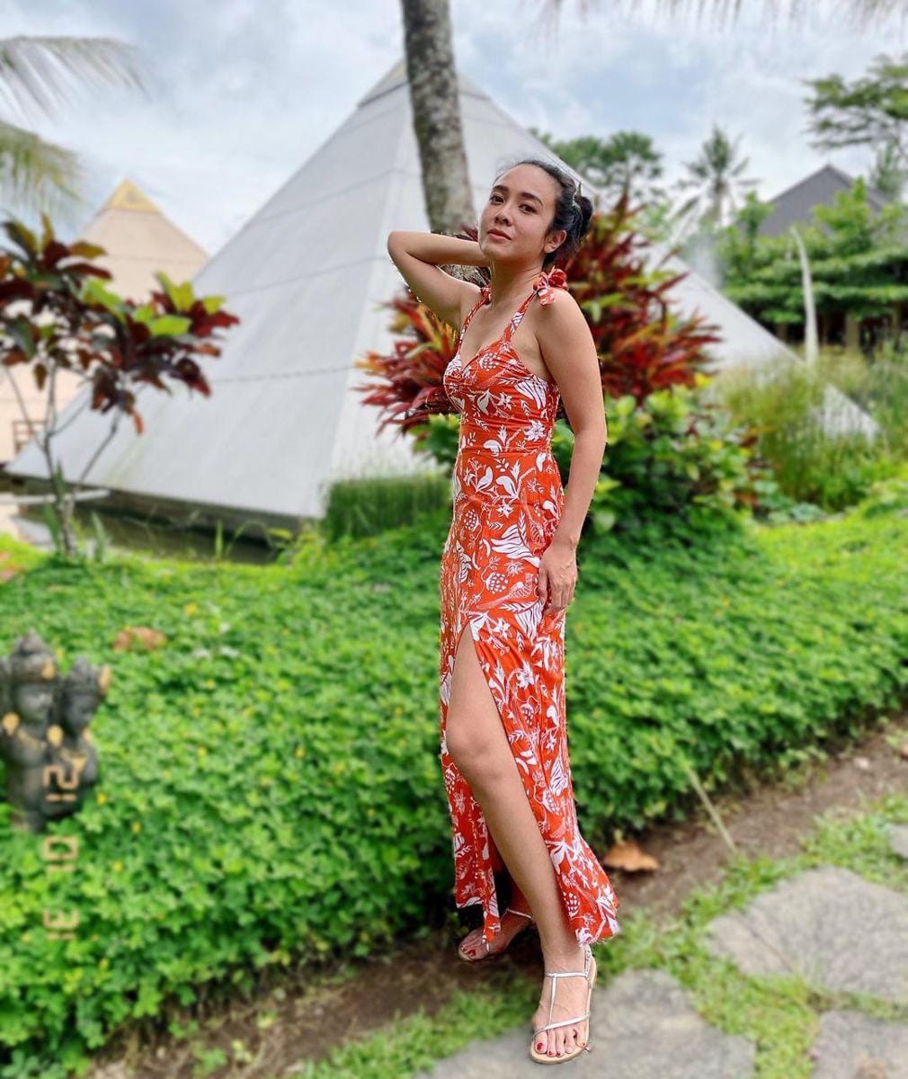 instagram.com/dea_ananda/