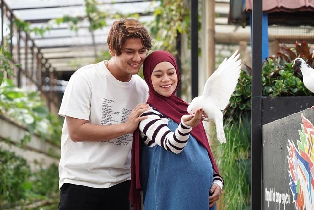 Lagi Hamil, 5 Artis Ini Malah Kena Nyinyiran Netizen