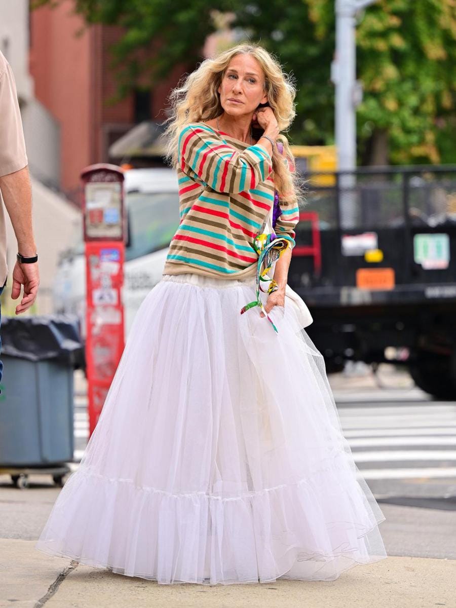 glamour.com