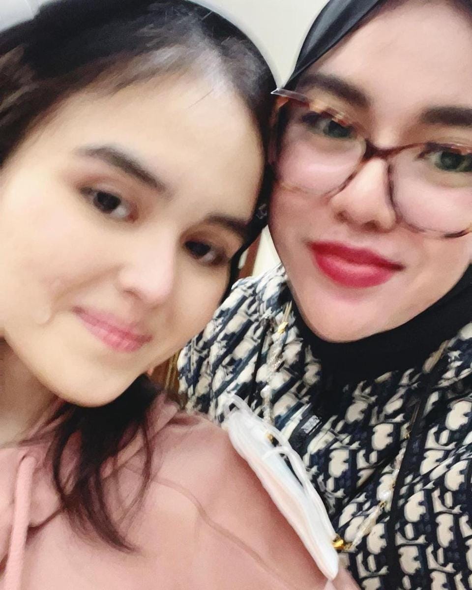 Instagram.com/medinazein