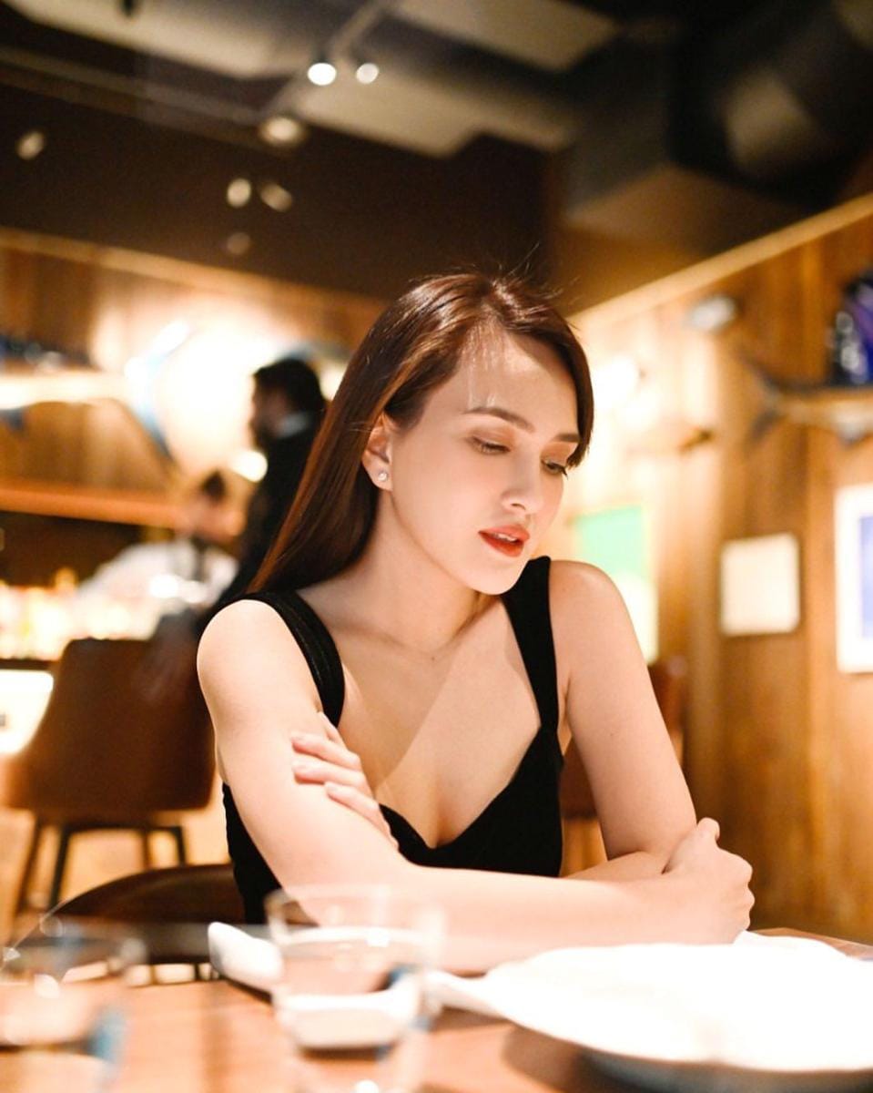 instagram.com/shandyaulia