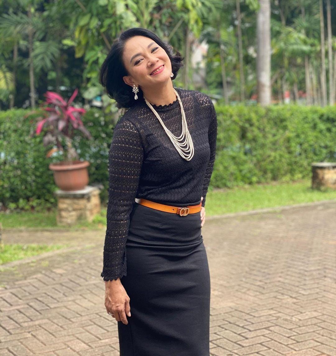 instagram.com/bu_deedee