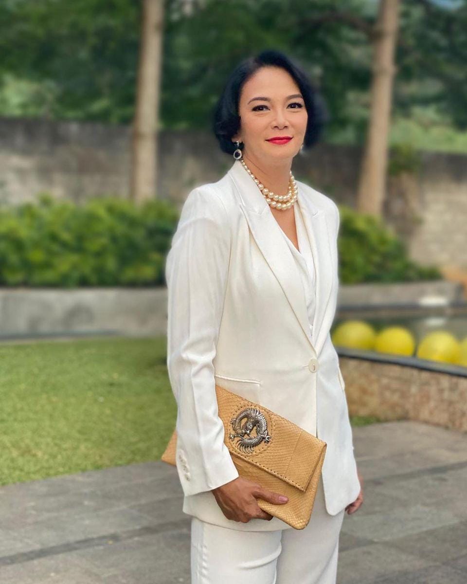 instagram.com/bu_deedee