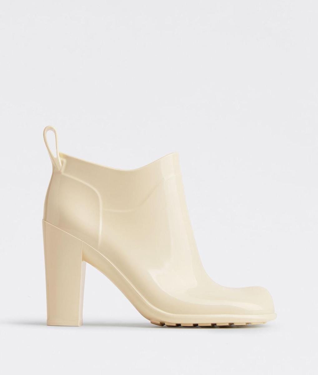 bottegaveneta.com