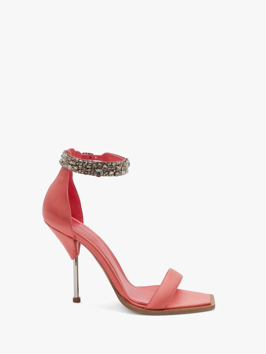 alexandermcqueen.com
