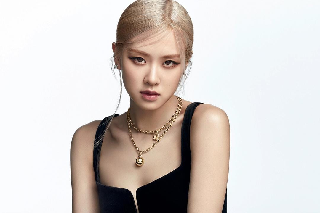 15 Artis Korea yang Jadi Model Perhiasan Mewah Dunia, Penuh Glamor!