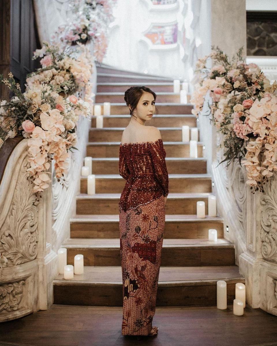 instagram.com/clairineclay