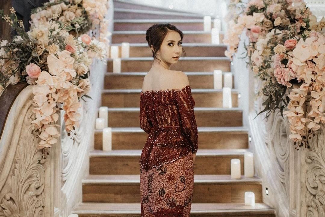 instagram.com/clairineclay