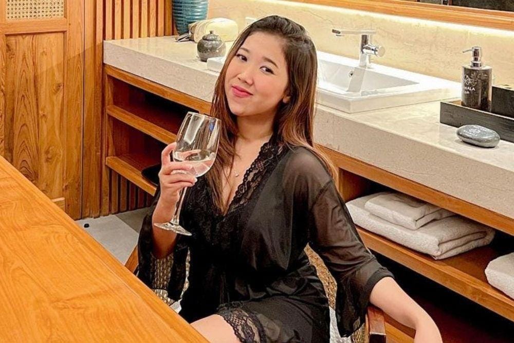 instagram.com/kikysaputrii
