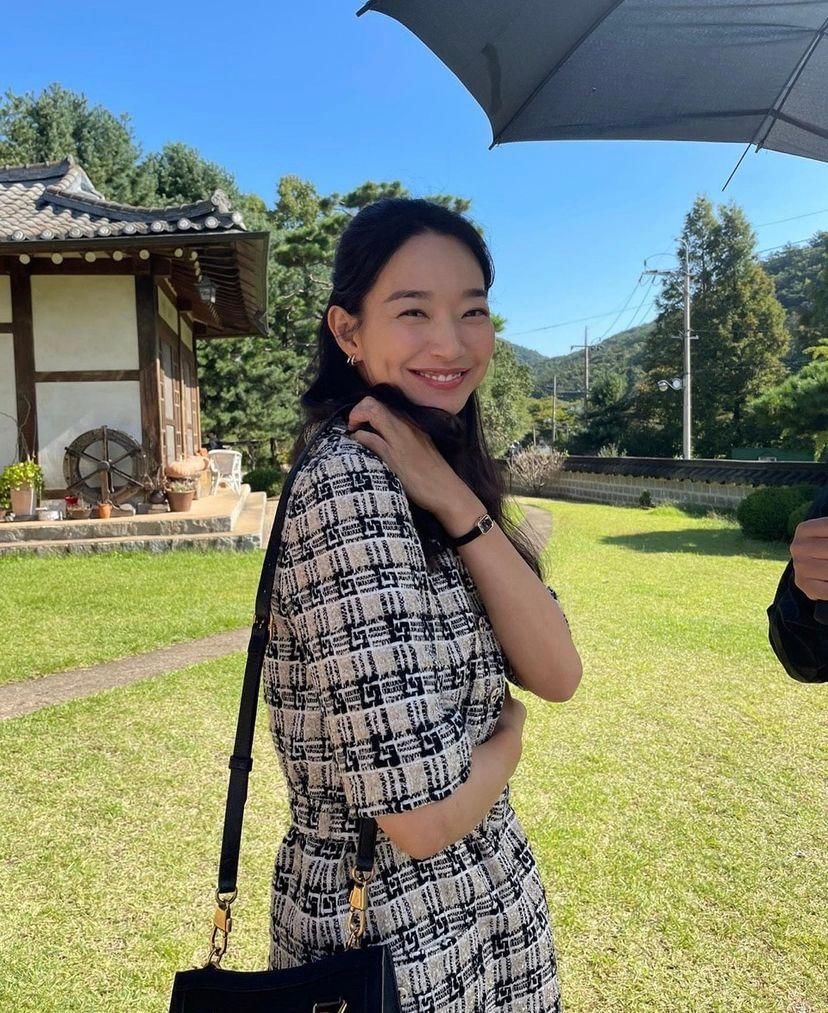 instagram.com/illusomina